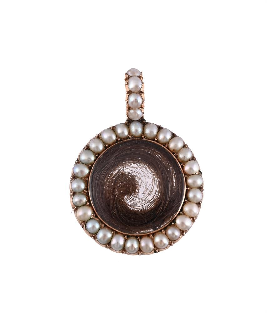 A GEORGIAN HALF PEARL GLAZED LOCKET: A GEORGIAN HALF PEARL GLAZED LOCKET CI