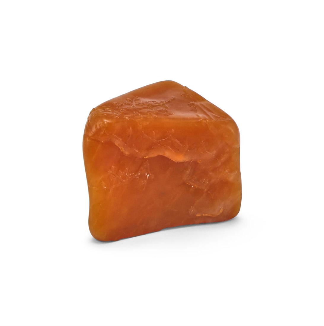 A Chinese carved 'Prunus and bamboo' tianhuang soapstone seal: A Chinese carved 'Prunus and bamboo' tianhuang soapstone seal, the seal face carved with xian ju ming yue zhong mei hua tai yi, 3.5cm high, weight 77 grams田黃隨形印ʌ