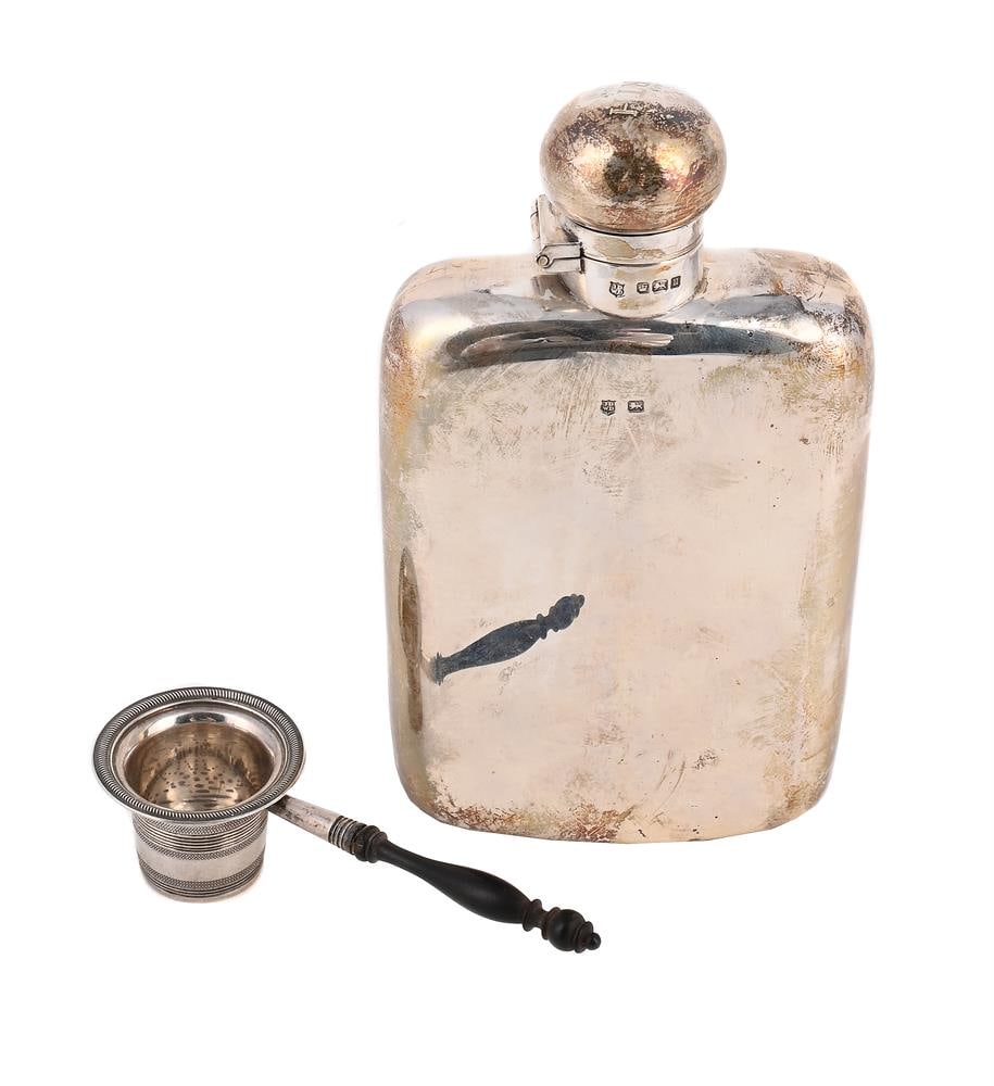 A SILVER SPIRIT FLASK (1 of 2)