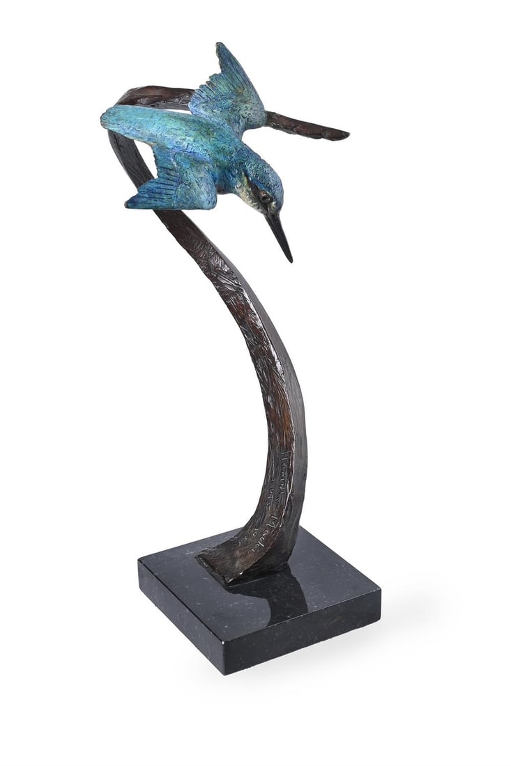 λ HAMISH MACKIE (BRITISH B. 1973), KINGFISHER: λ HAMISH MACKIE (BRITISH B. 1973)KINGFISHER BronzeSigned, dated 2010 and numbered 10/25 Height (excluding base): 43.5cm (17in.) λ indicates that this lot may be subject to Droit de Suite roy