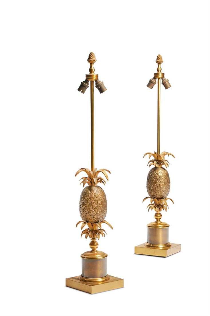 MAISON CHARLES (FRENCH) ATTRIBUTED; A PAIR OF BRONZE PINEAPPLE LAMPS; SECOND HALF 20TH CENTURY: MAISON CHARLES (FRENCH) ATTRIBUTEDA PAIR OF BRONZE PINEAPPLE LAMPS; SECOND HALF 20TH CENTURY43.5cm high