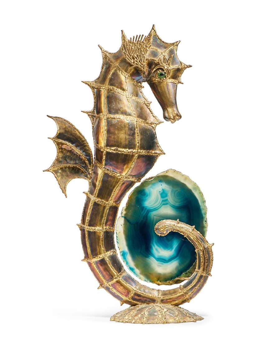 A GILT METAL AND AGATE 'SEA HORSE' TABLE LIGHT; IN THE MANNER OF JACQUES DUVAL-BRASSEUR: A GILT METAL AND AGATE 'SEA HORSE' TABLE LIGHTIN THE MANNER OF JACQUES DUVAL-BRASSEUR; SECOND HALF 20TH CENTURY70cm high, 37cm wide