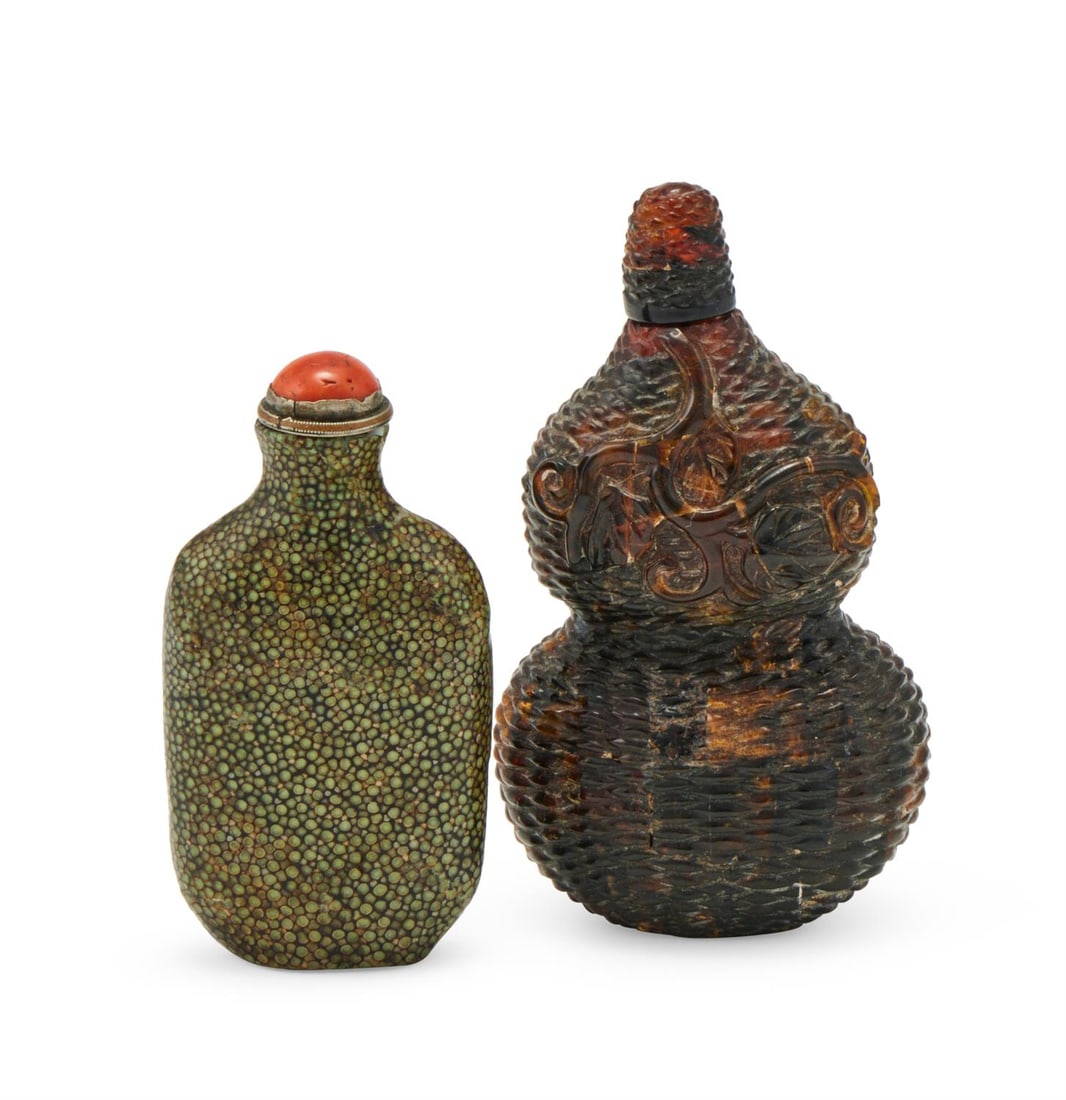 Y A Chinese shagreen snuff bottle (1 of 2)