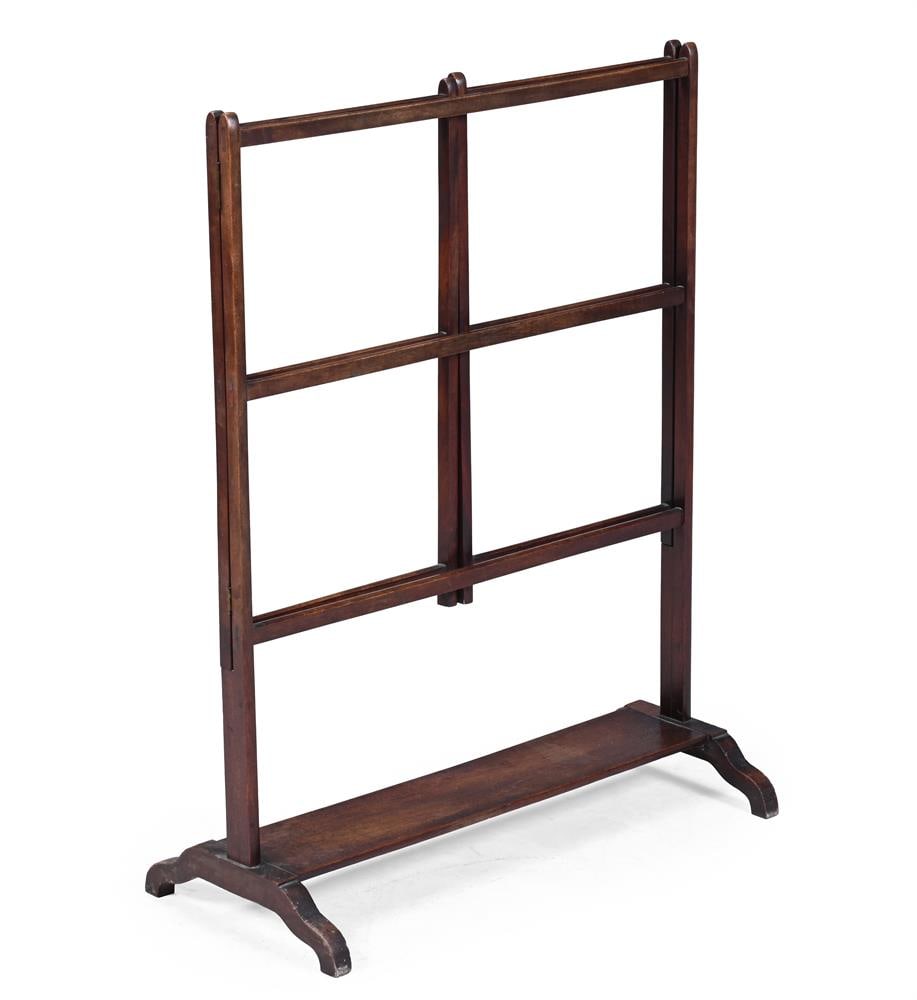 A VICTORIAN MAHOGANY CLOTHES RAIL, LATE 18TH OR EARLY 19TH CENTURY: A VICTORIAN MAHOGANY CLOTHES RAIL LATE