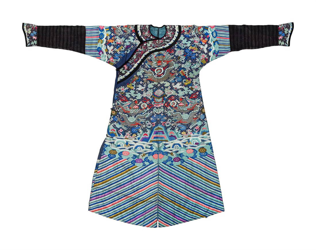 A Chinese Kesi weave silk Mandarin dragon robe