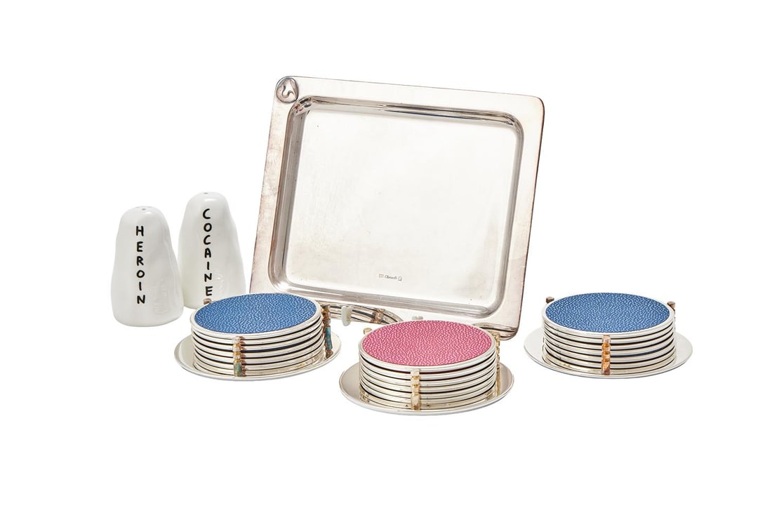 THREE CHROME EFFECT AND FAUX SHAGREEN SETS OF SIX COASTERS WITH FITTED STANDS, MODERN: THREE CHROME EFFECT AND FAUX SHAGREEN SETS OF SIX COASTERS WITH FITTED STANDS