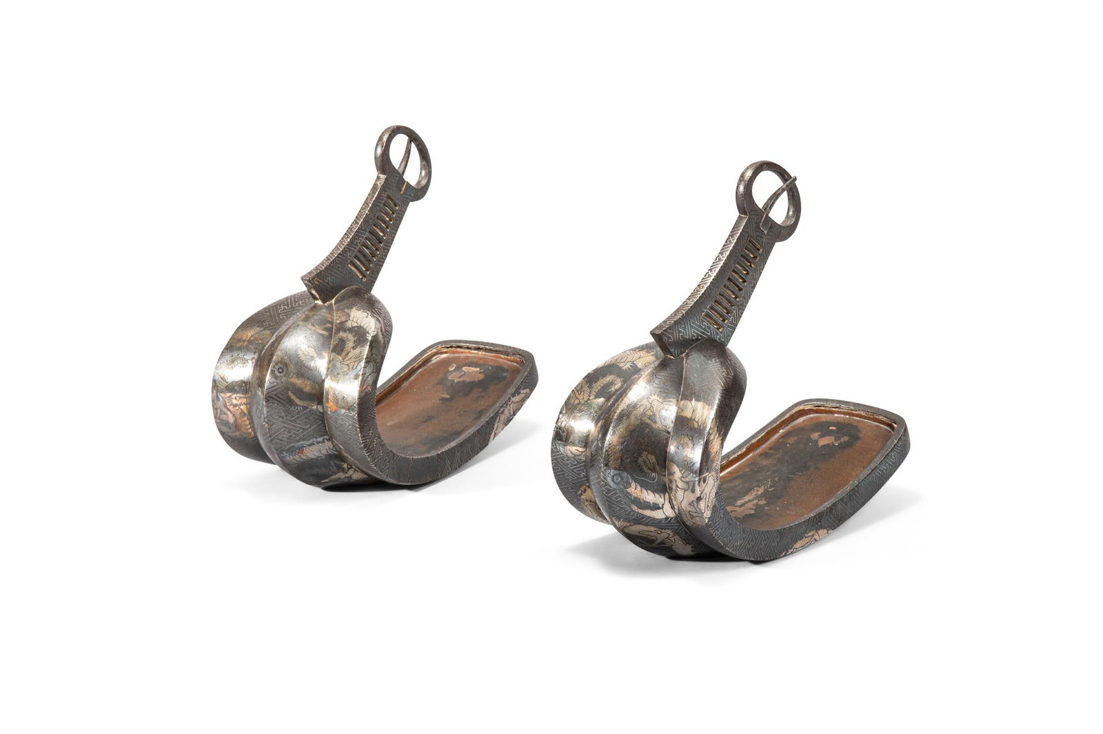 ‡ A pair of abumi [stirrups], Edo period (1 of 3)