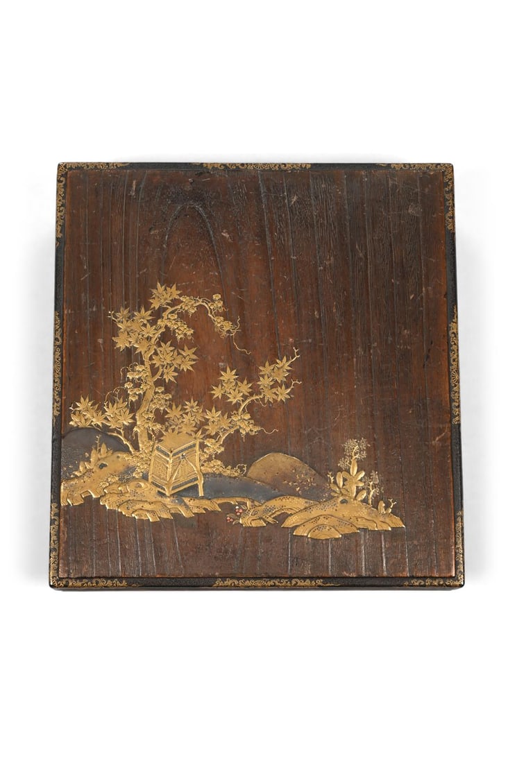 ‡ A suzuribako [writing box], Edo period (1 of 3)
