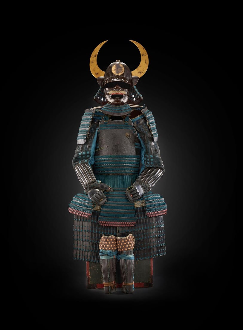 ‡ A nimai-do gusoku [armour], Edo period (1 of 3)