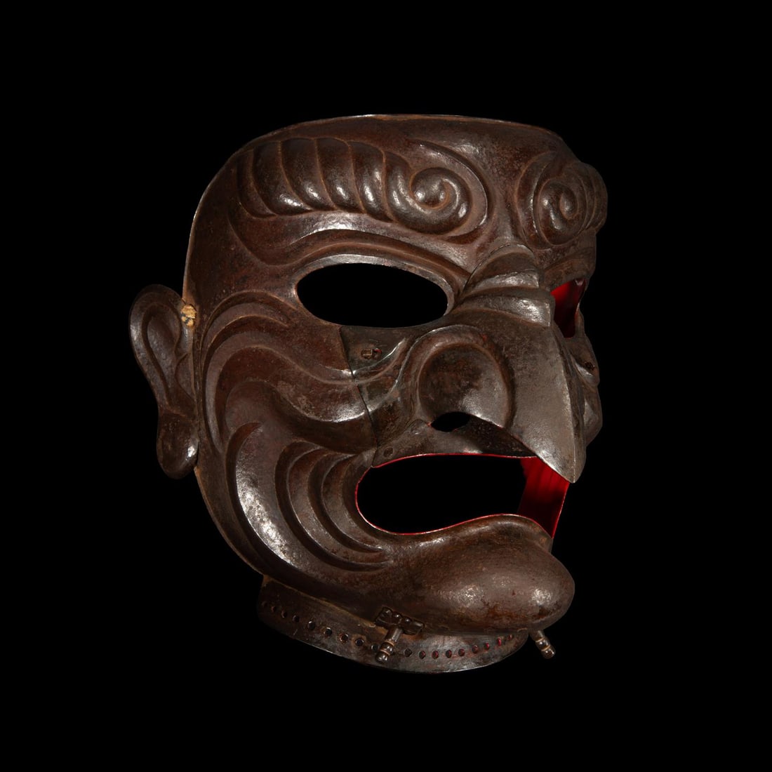‡ An impressive tengu-men [full face mask in the form of a tengu], Showa period (1 of 1)