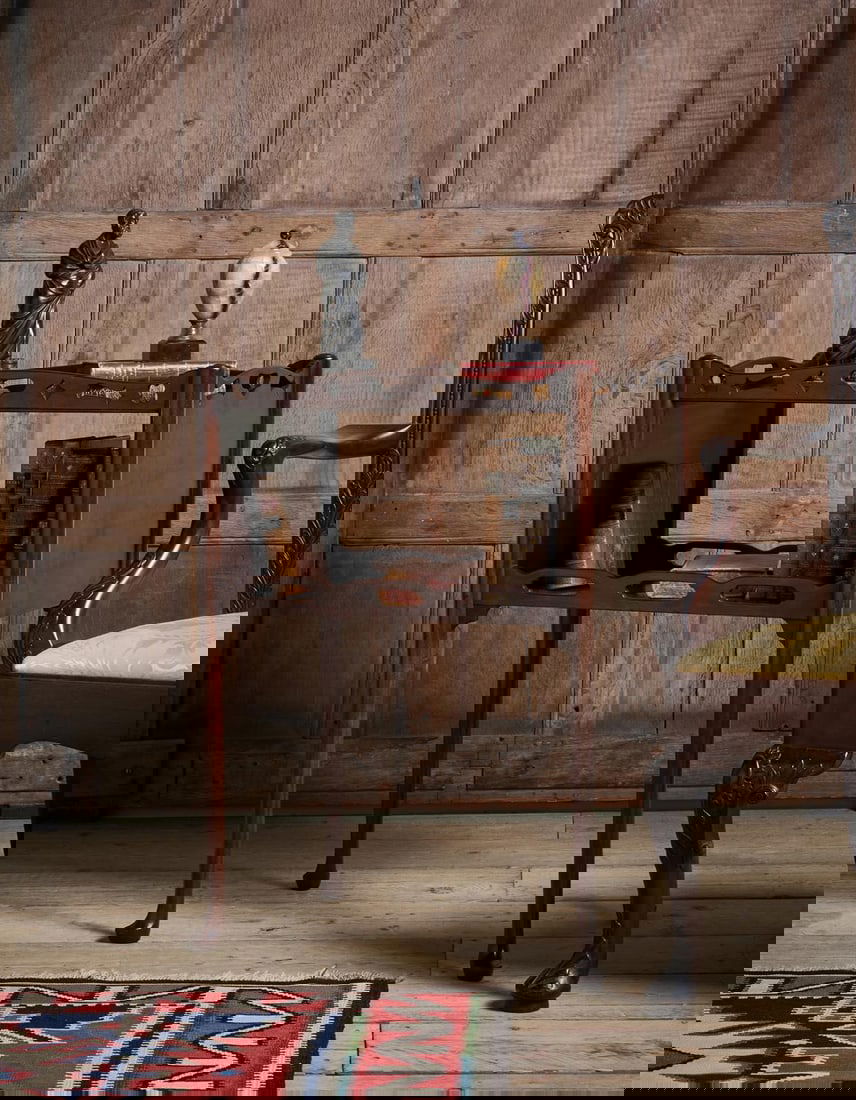 A GEORGE III MAHOGANY 'BOOK' TABLE, IN THE MANNER OF THOMAS CHIPPENDALE, CIRCA 1760 (1 of 4)