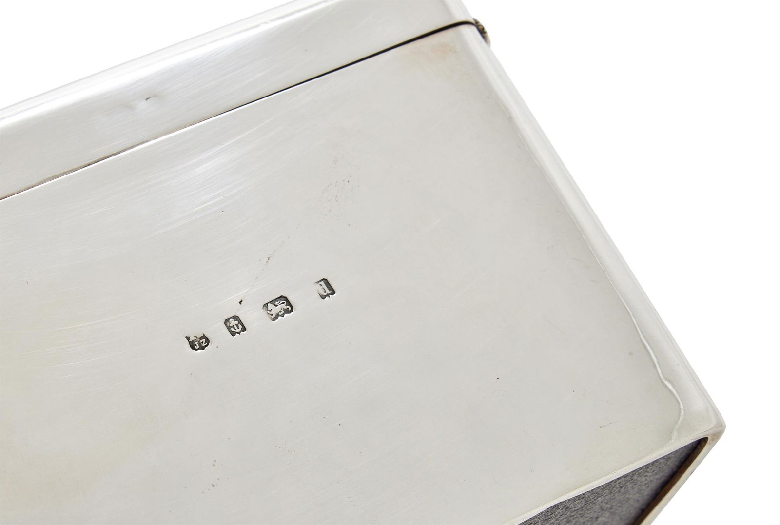 AN EDWARDIAN RECTANGULAR SILVER TABLE BOX - 3
