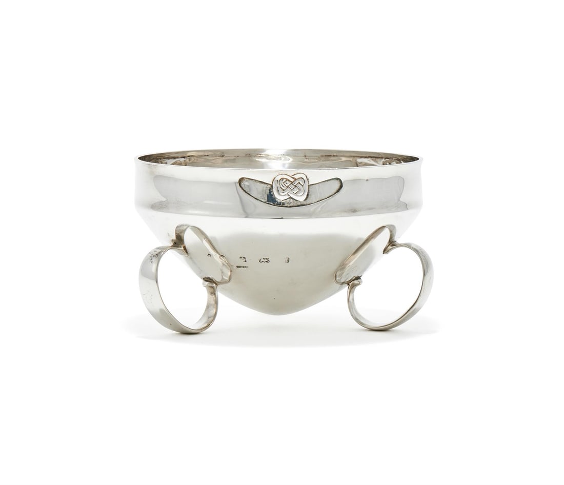 AN ART NOUVEAU SILVER CYMRIC BOWL (1 of 2)
