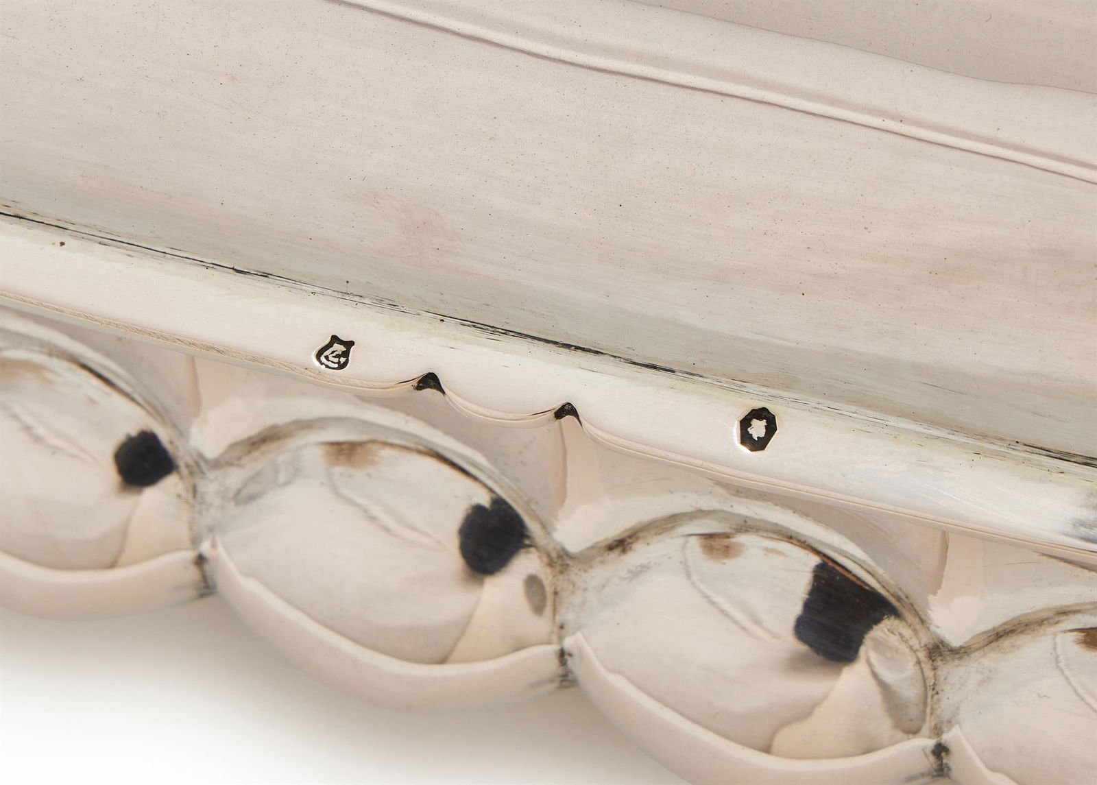 A HUNGARIAN SILVER RECTANGULAR BOX - 4