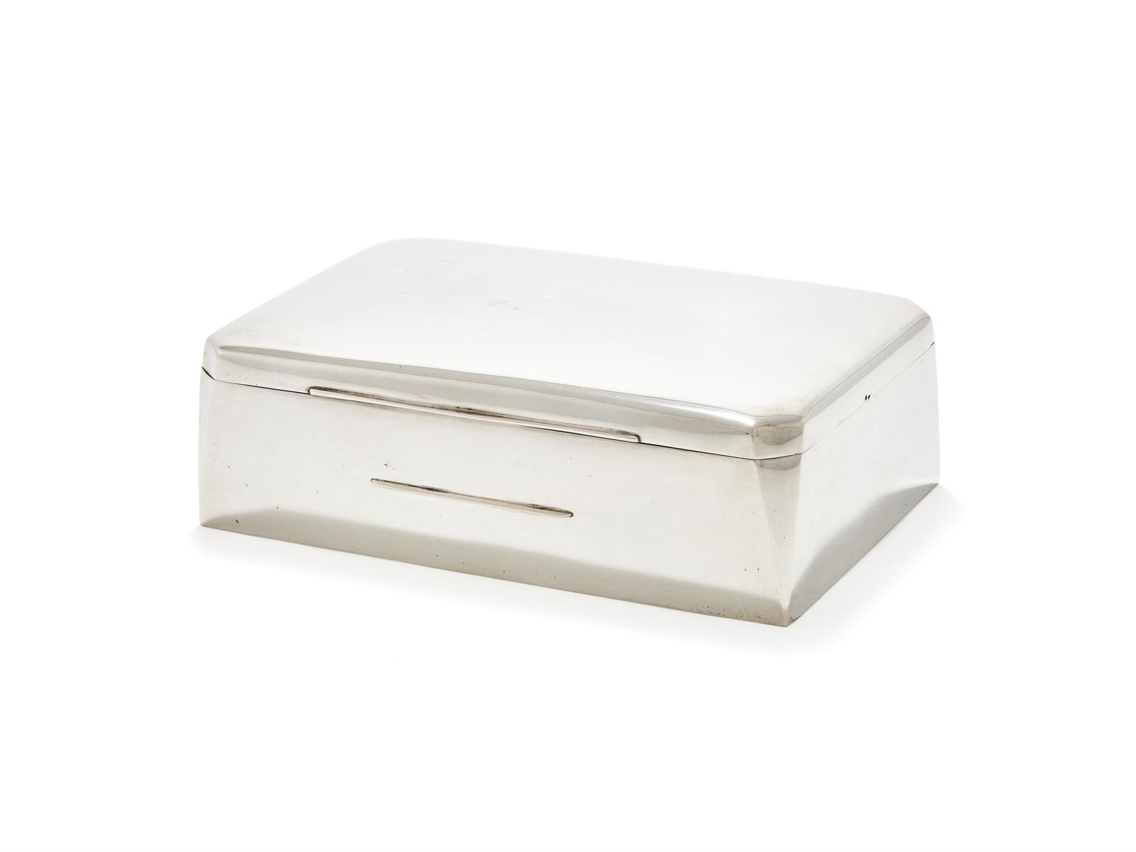 AN AUSTRO HUNGARIAN SILVER TABLE BOX (1 of 2)