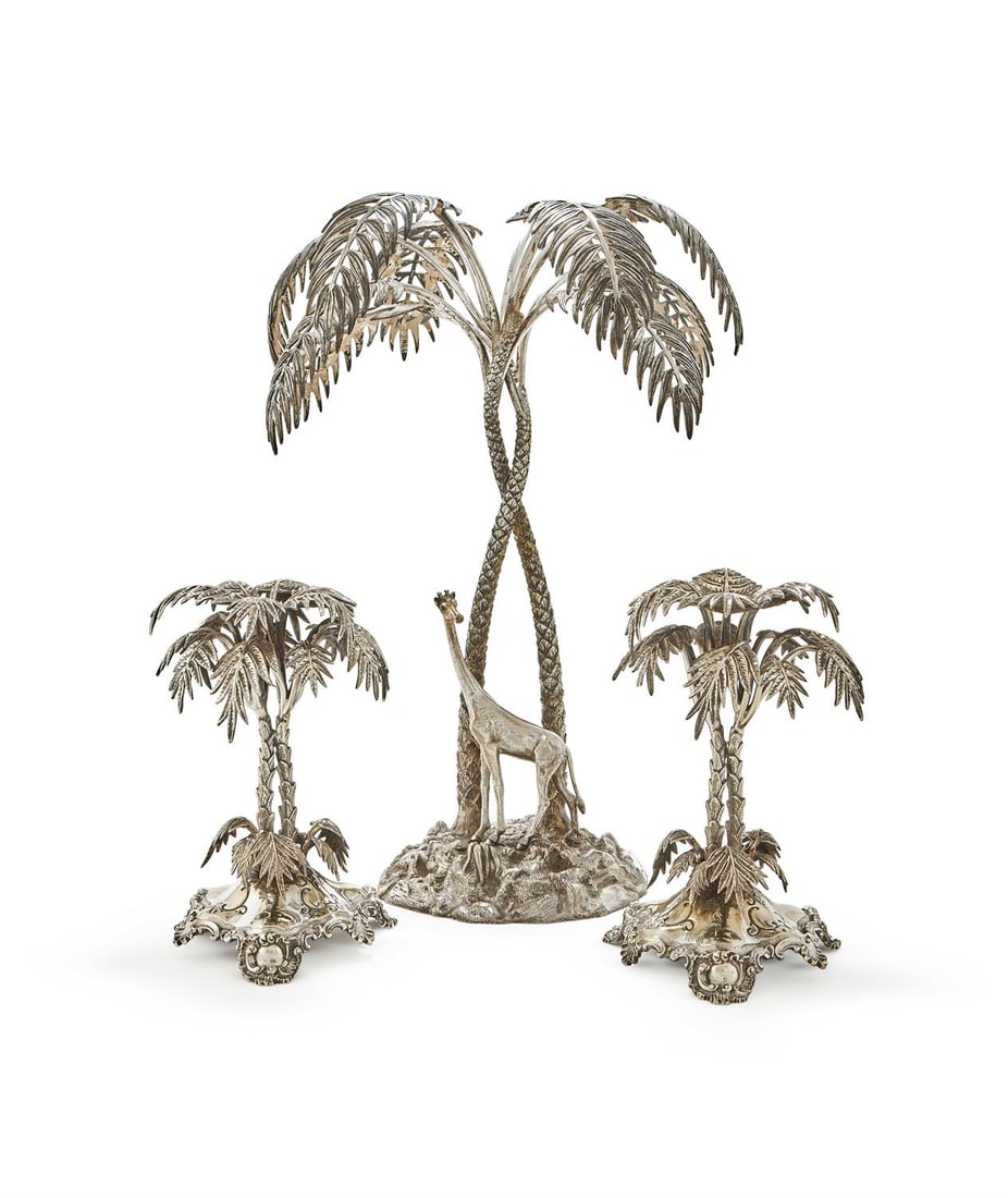 AN EDWARDIAN ELECTRO-PLATED THREE PIECE TABLE CENTRE PIECE (1 of 3)