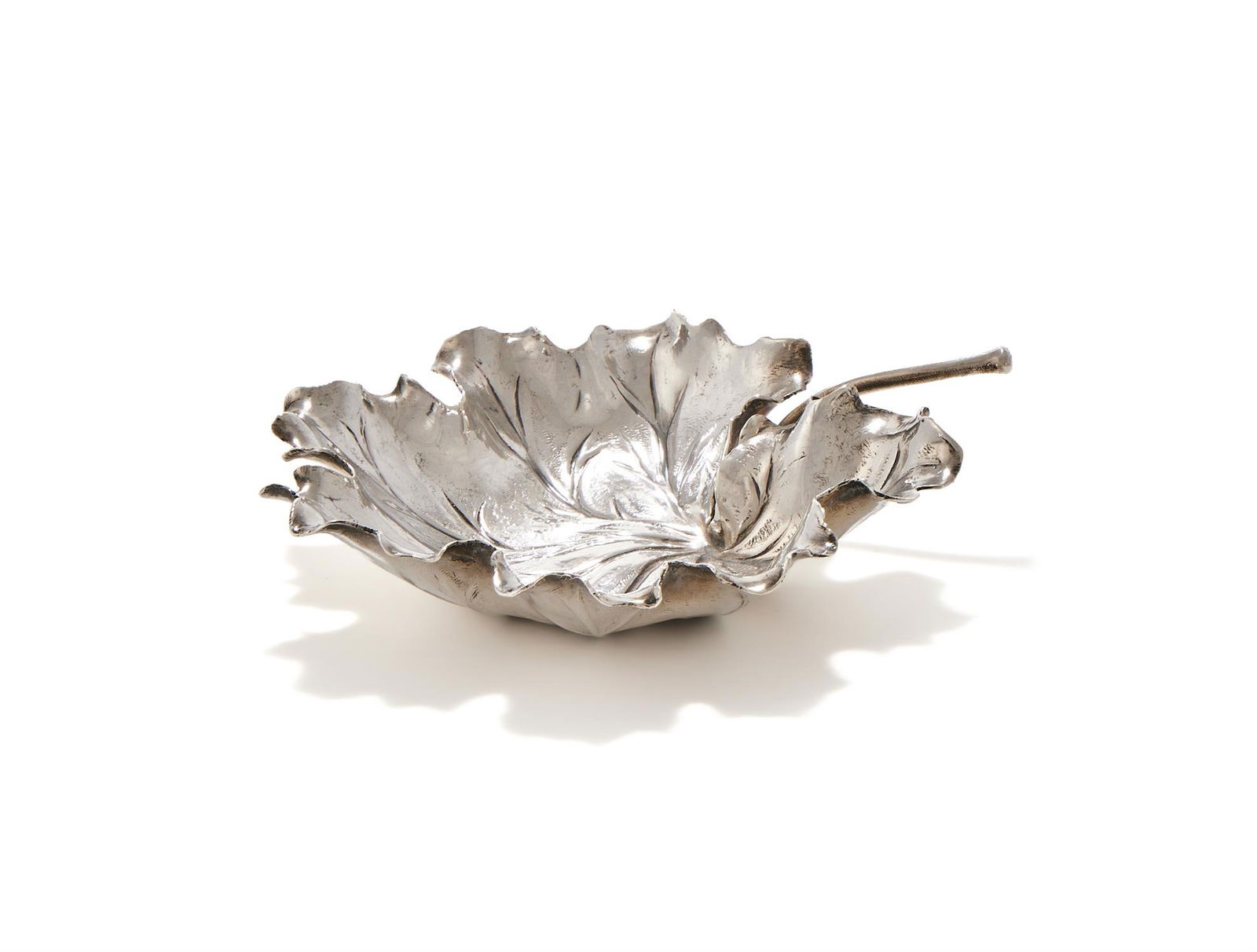 BUCCELLATI, AN ITALIAN SILVER LEAF SHAPED DISH (1 of 3)