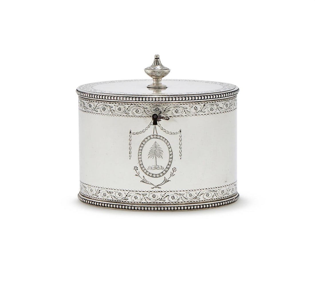 A GEORGE III SILVER OVAL TEA CADDY (1 of 3)