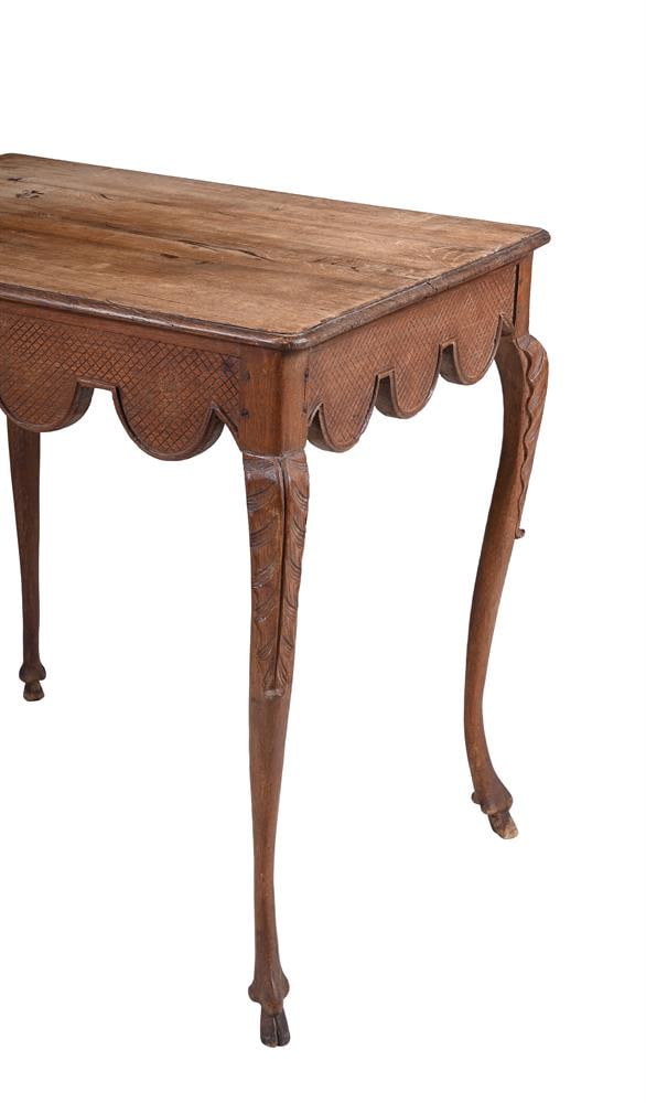 A FRENCH OAK TEA TABLE, IN LOUIS XV STYLE, FIRST HALF 19TH CENTURY AND LATER - 2