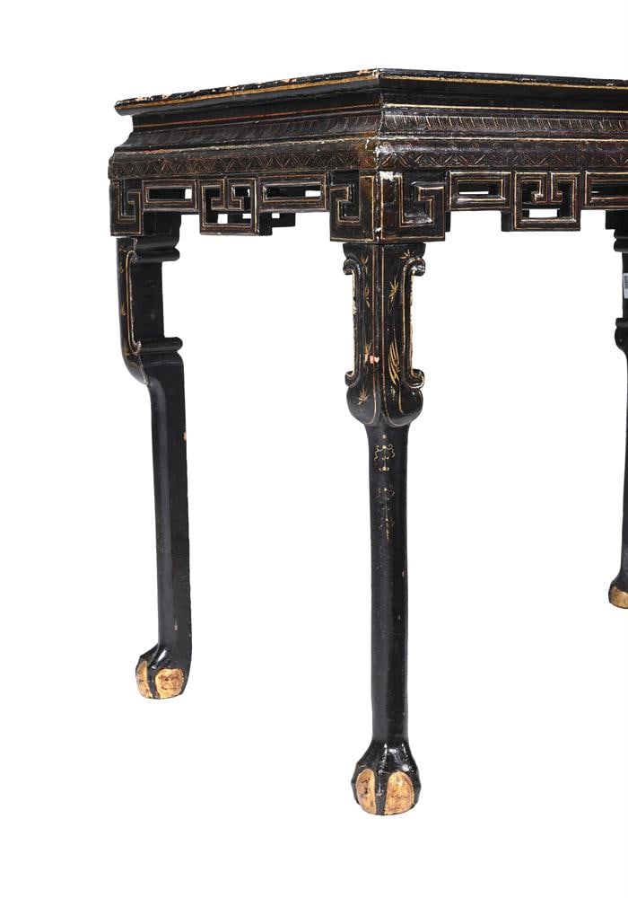 A BLACK AND GILT CHINOISERIE LAQUERED CENTER TABLE, THE TOP POSSIBLY 18TH CENTURY, THE STAND LATER - 2