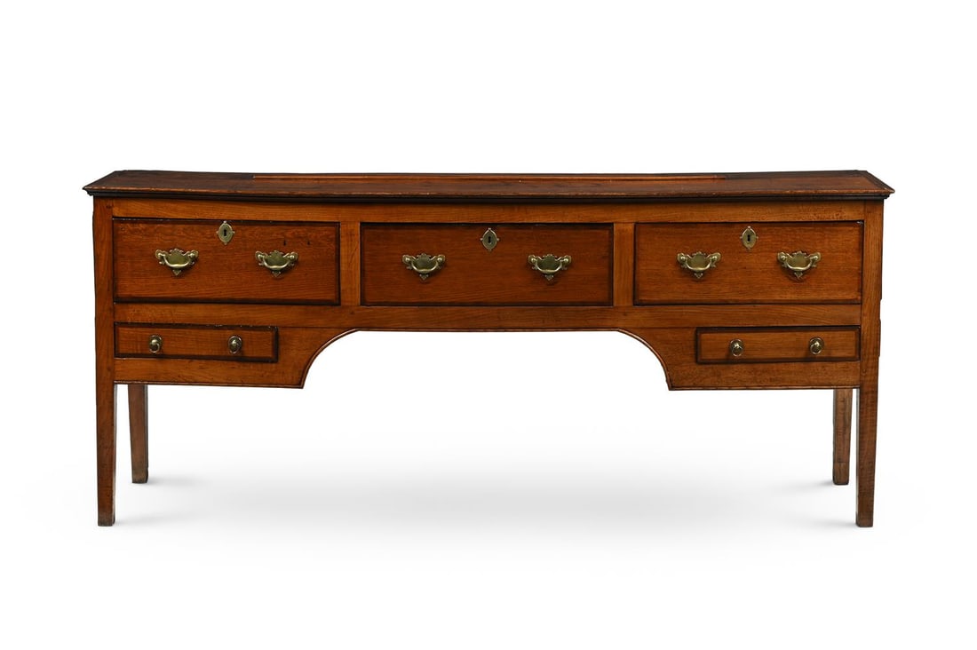 A GEORGE III OAK AND MAHOGANY CROSSBANDED DRESSER BASE, LATE 18TH CENTURY - 2
