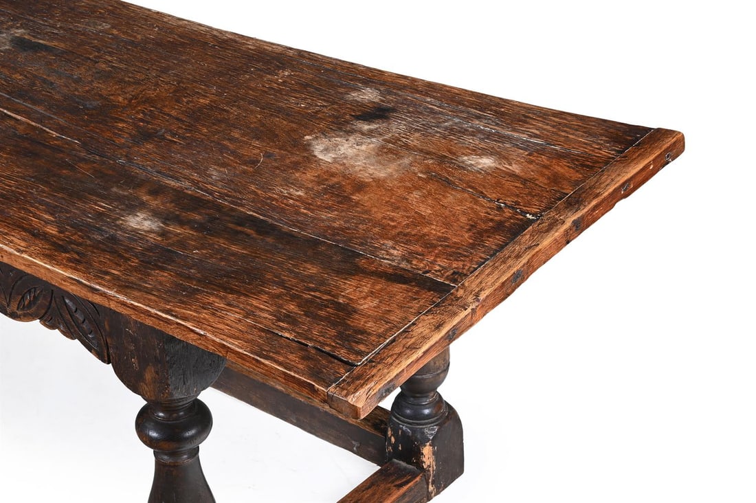 AN OAK REFECTORY TABLE, 17TH CENTURY AND LATER - 2