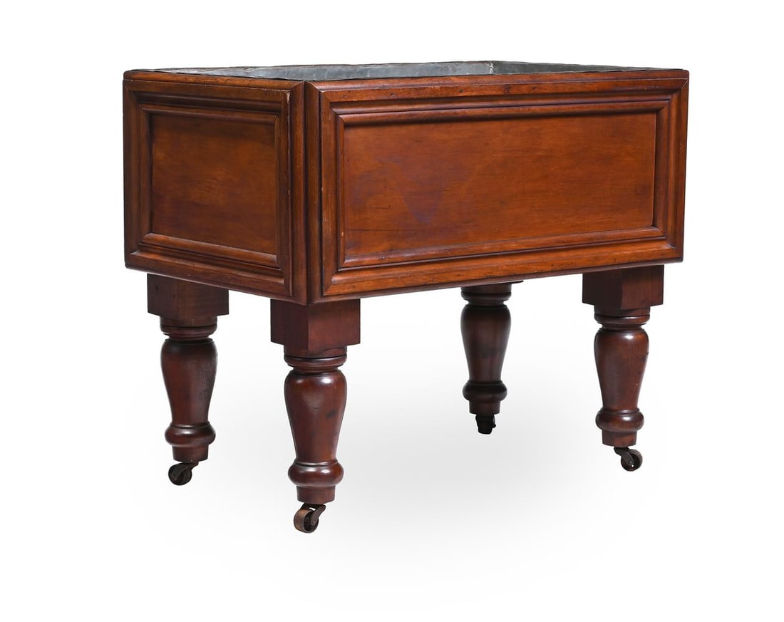 A LARGE MAHOGANY COUNTRY HOUSE LOG BIN OR WINE COOLER, LATE 19TH OR 20TH CENTURY - 2