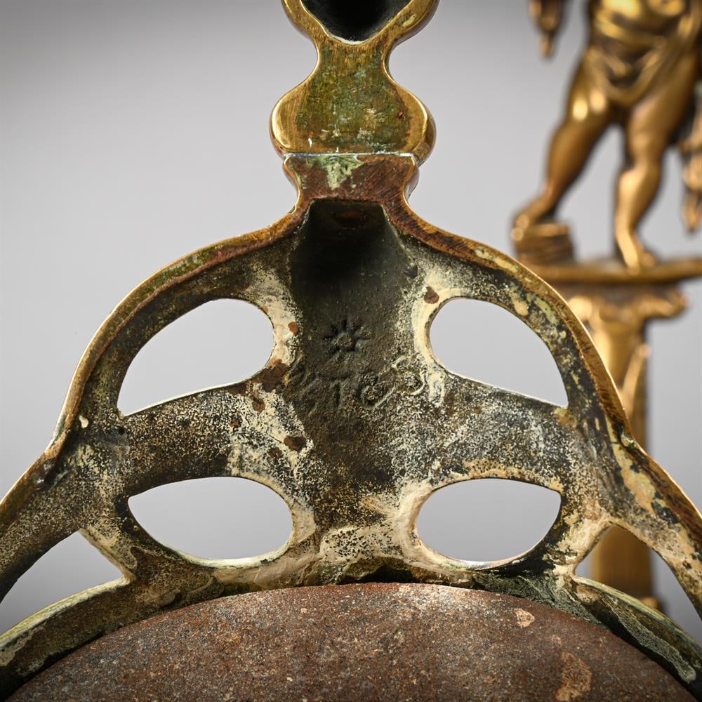 A GROUP OF FIVE BRASS DOOR PORTERS OR DOOR STOPS, LATE 19TH AND 20TH CENTURY - 3