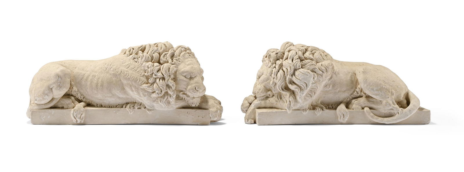 AFTER CANOVA, A PAIR OF PLASTER 'REZZONICO' LIONS, MODERN - 2