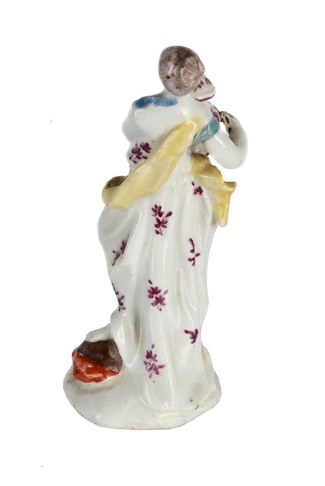 A BOW PORCELAIN MODEL OF A CLASSICAL WOMAN WITH AN URN AND COVER, MID 18TH CENTURY - 2