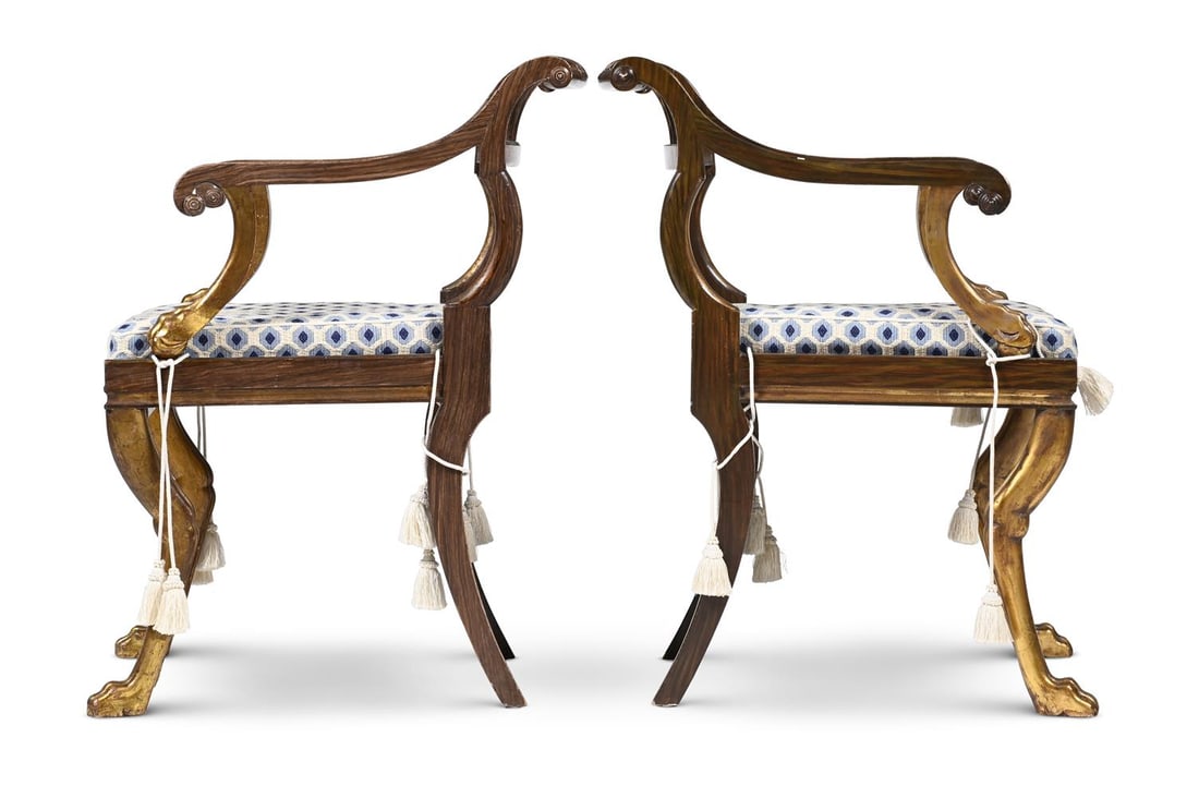 A PAIR OF EBONSED AND PARCEL GILT ARMCHAIRS, IN REGENCY STYLE, 20TH CENTURY - 3