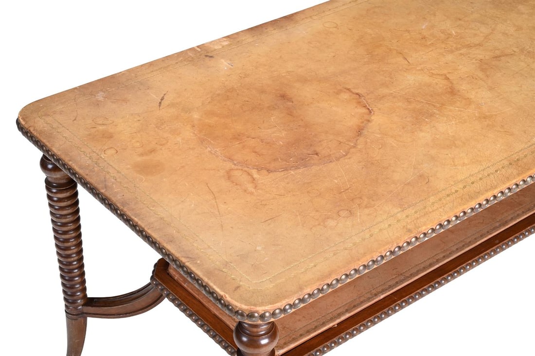 A MAHOGANY COFFEE OR LOW TABLE WITH LEATHERED TOP, IN REGENCY STYLE, LAST HALF 20TH CENTURY - 2