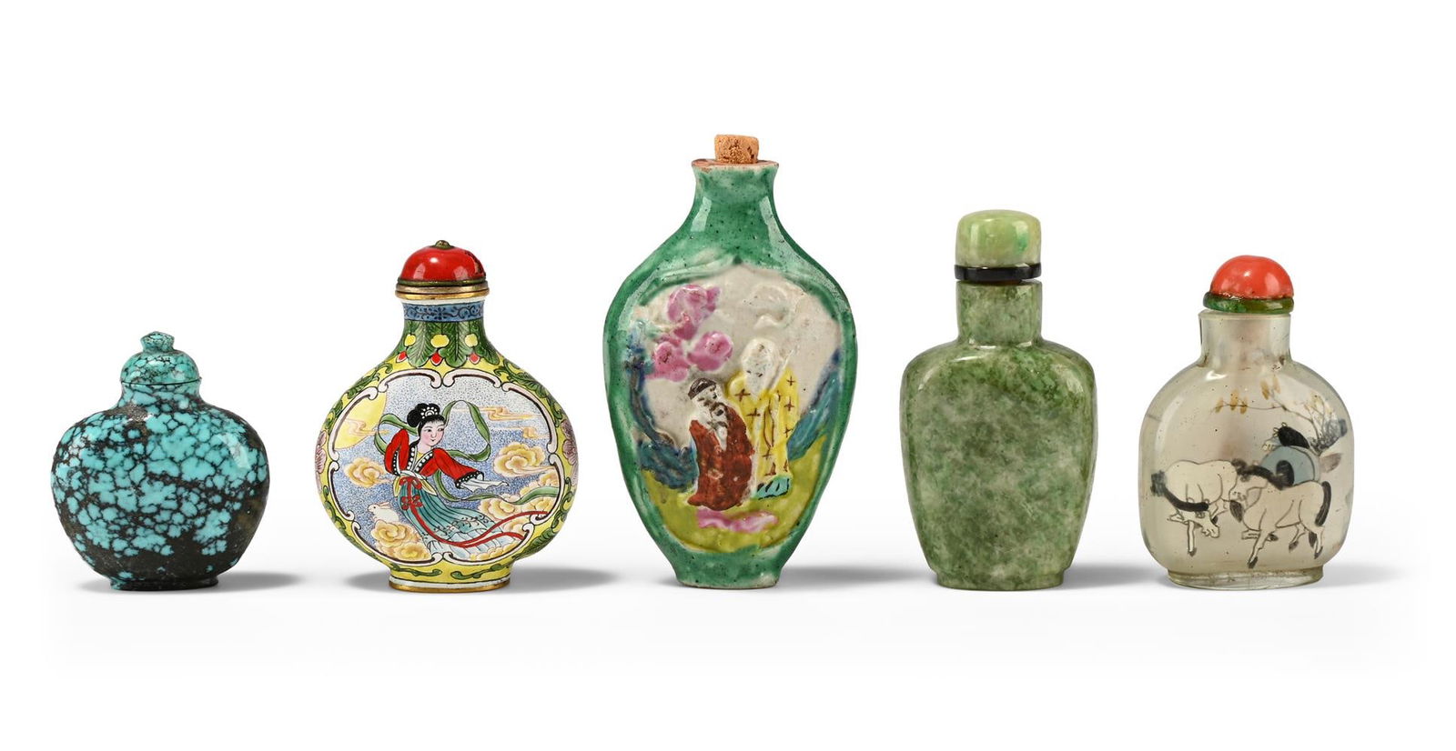 AN ASSORTED GROUP OF CHINESE SNUFF BOTTLES, MOSTLY 20TH CENTURY - 3