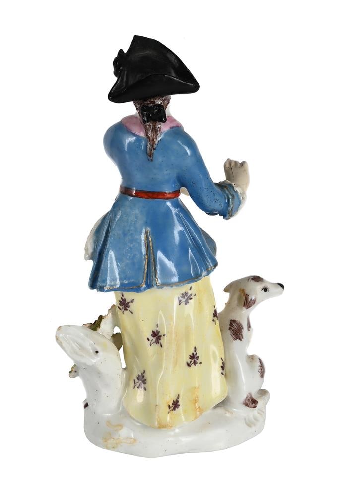 A BOW PORCELAIN MODEL OF A SPORTSWOMAN, MID 18TH CENTURY - 2