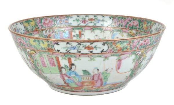 A Chinese famille rose porcelain punch bowl , 19