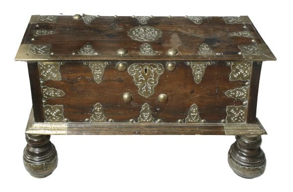 A Dutch Colonial hardwood and brass mounted chest - 2
