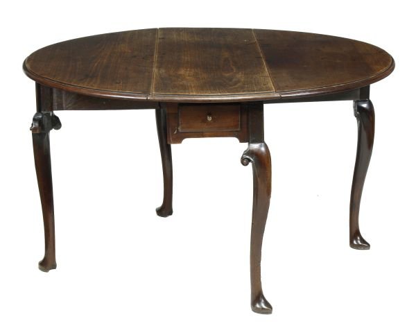 A George II mahogany dropleaf dining table, circa