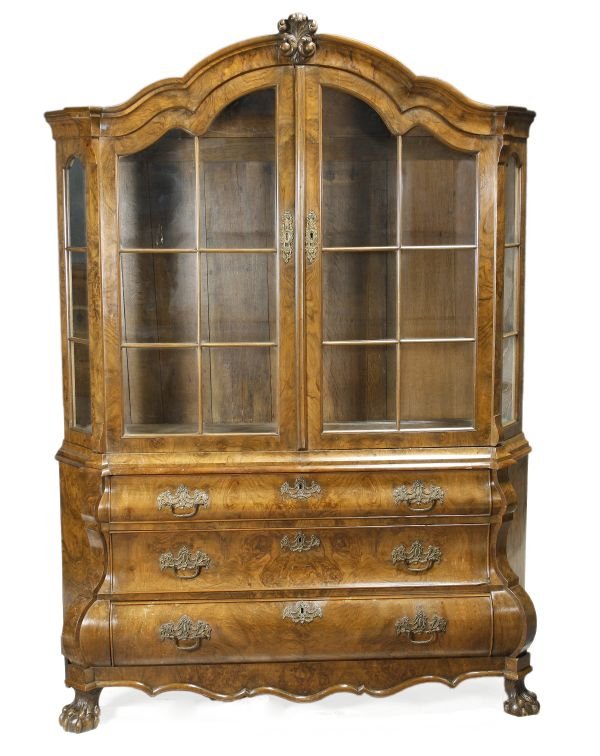 A Dutch burr walnut display cabinet, late 18th ce - 2