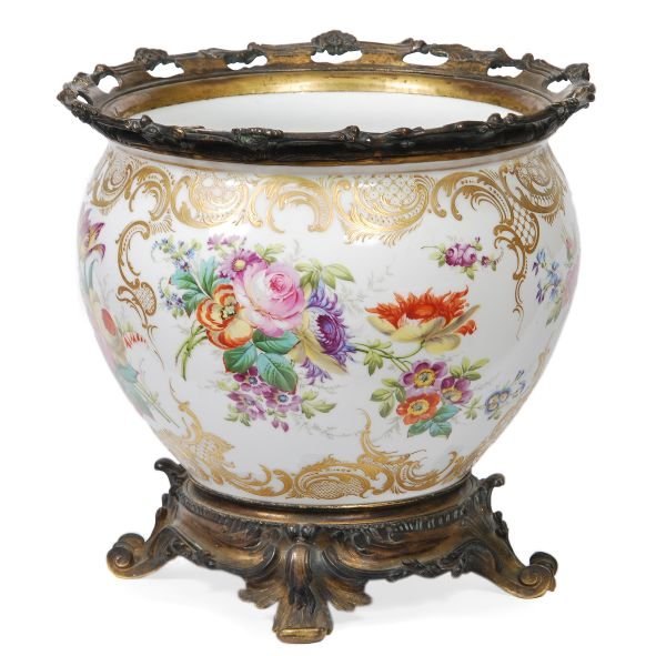 A French porcelain and gilt metal mounted jardiniè