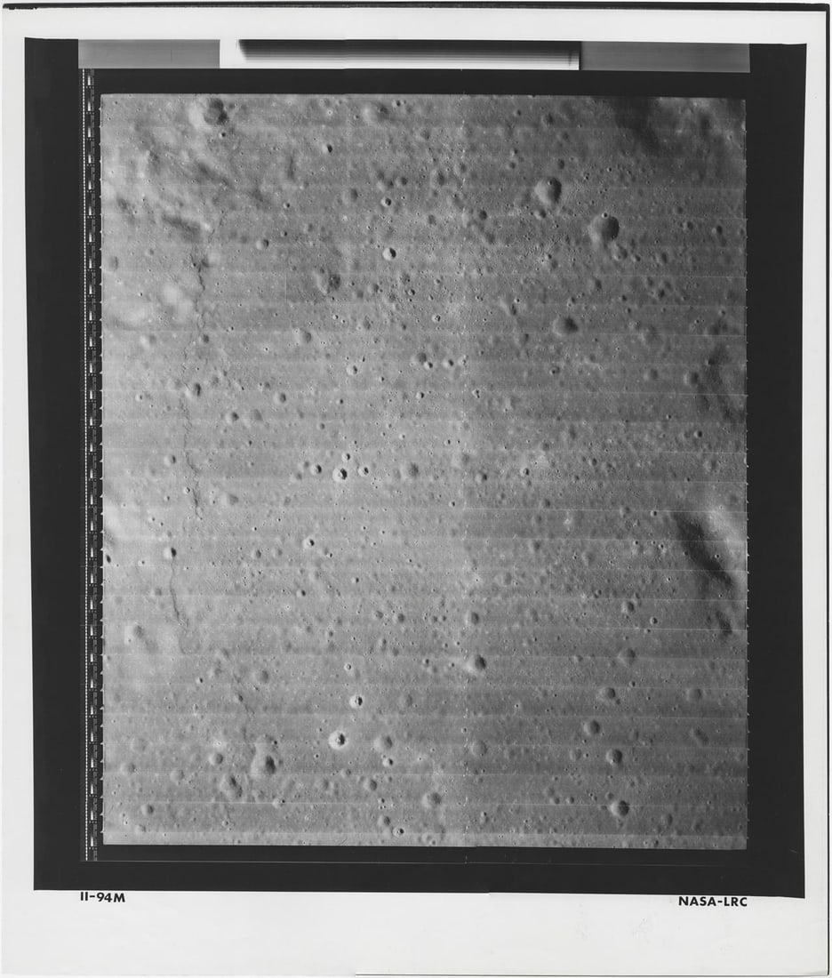 [Lunar Orbiter II] LARGE FORMAT: MOON'S NEARSIDE - POTENTIAL LANDING SITE FOR APOLLO (1 of 1)