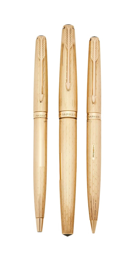 PARKER, PRESIDENTIAL, WATERDROP, A 9 CARAT GOLD FOUNTAIN PEN, BALLPOINT PEN AND PROPELLING PENCIL (1 of 3)