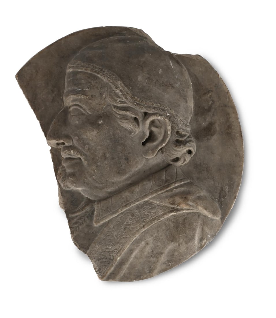 A MARBLE PROFILE RELIEF PANEL DEPICTING SIR JOHN DAVIS (1560-1625), EARLY TO MID 17TH CENTURY (1 of 3)