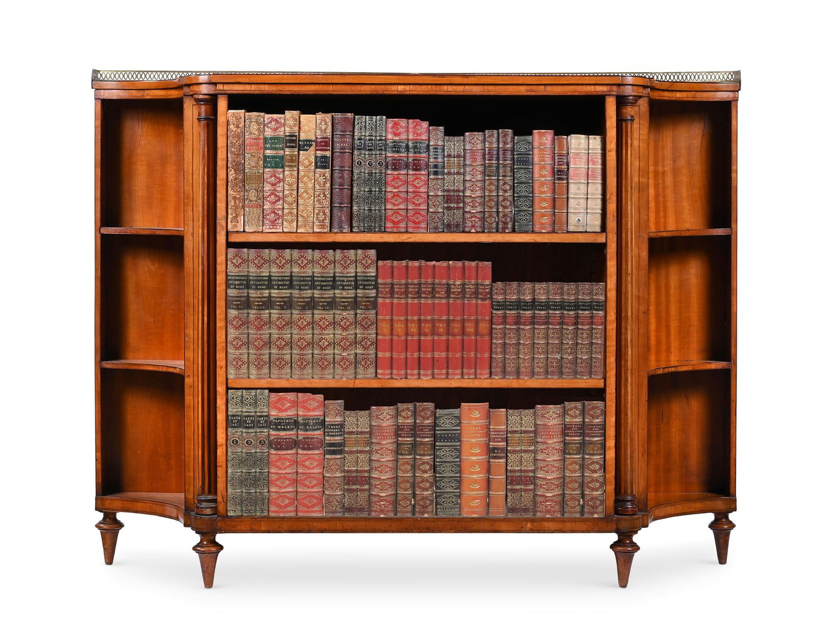 Y A GEORGE III SATINWOOD AND PURPLEHEART BANDED OPEN BOOKCASE, ATTRIBUTED TO GILLOWS, CIRCA 1790 (1 of 4)