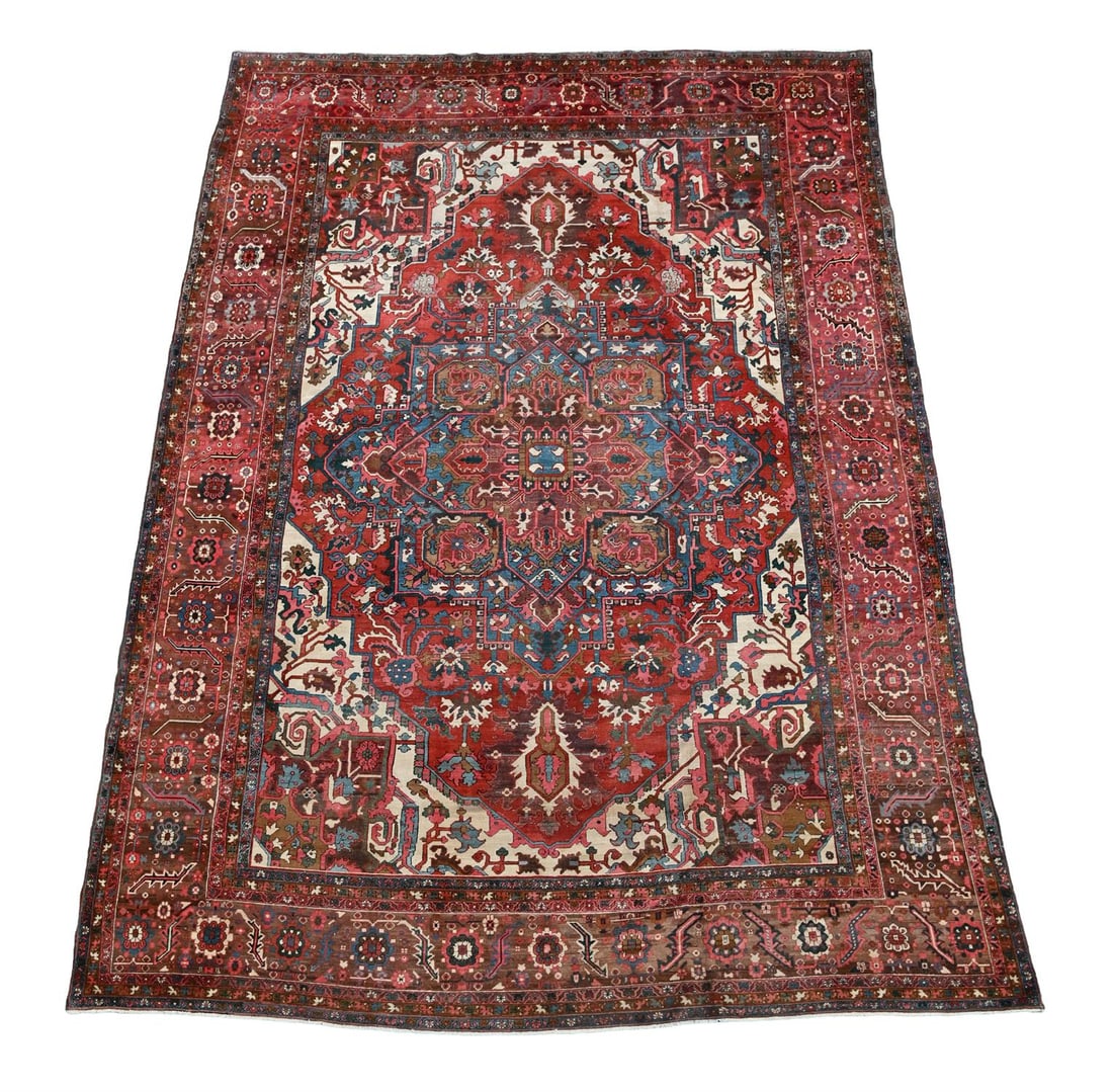 A HERIZ CARPET, CIRCA 1880 (1 of 4)