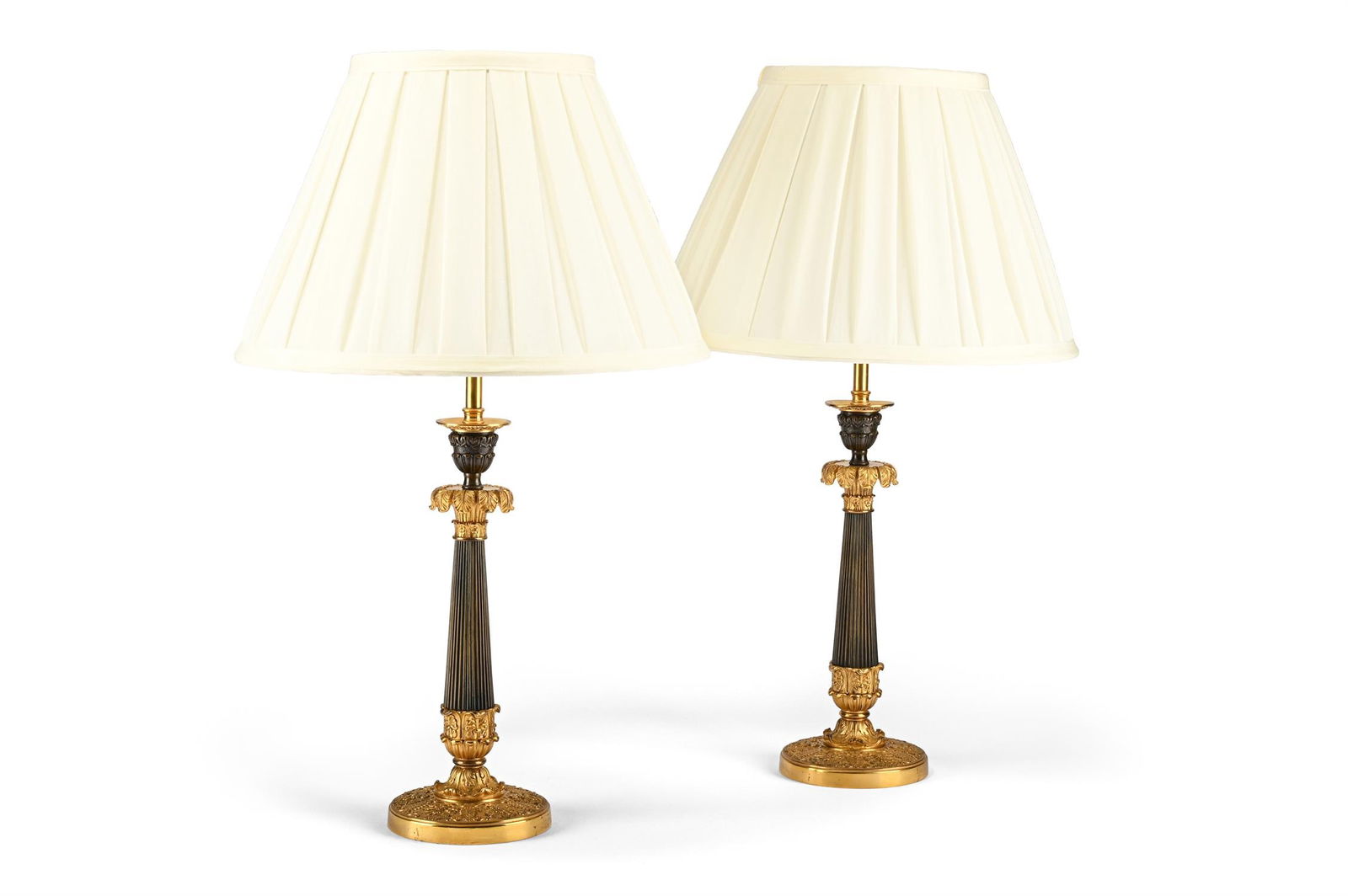 A PAIR OF GILT AND PATINATED BRONZE TABLE LIGHTS, FIRST QUARTER 19TH CENTURY (1 of 2)