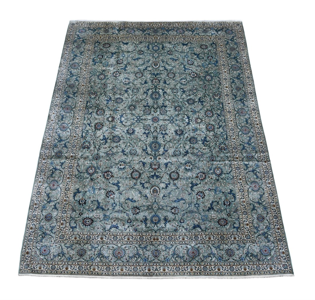 A FINE KASHAN CARPET, CIRCA 1840 (1 of 4)