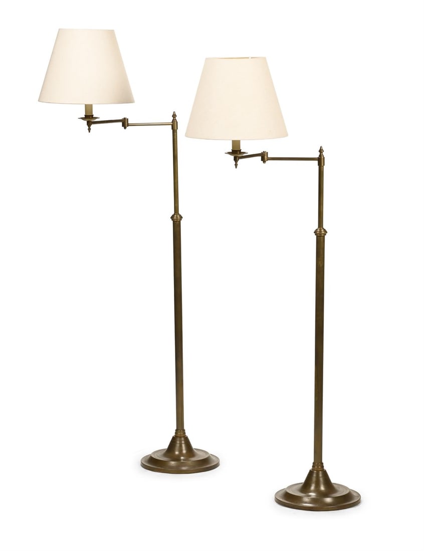 A PAIR OF BRASS ADJUSTABLE READING FLOOR LIGHTS, 20TH CENTURY (1 of 3)