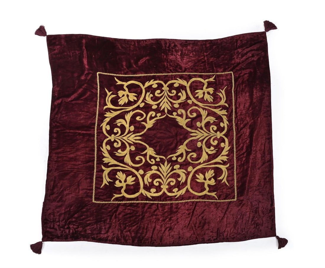 AN APPLIQUE VELVET PANEL, HUNGARY, EARLY 20TH CENTURY: AN APPLIQUE VELVET PANEL HUNGARY, EARLY 20TH CENTURY approximately 135 x 135cm