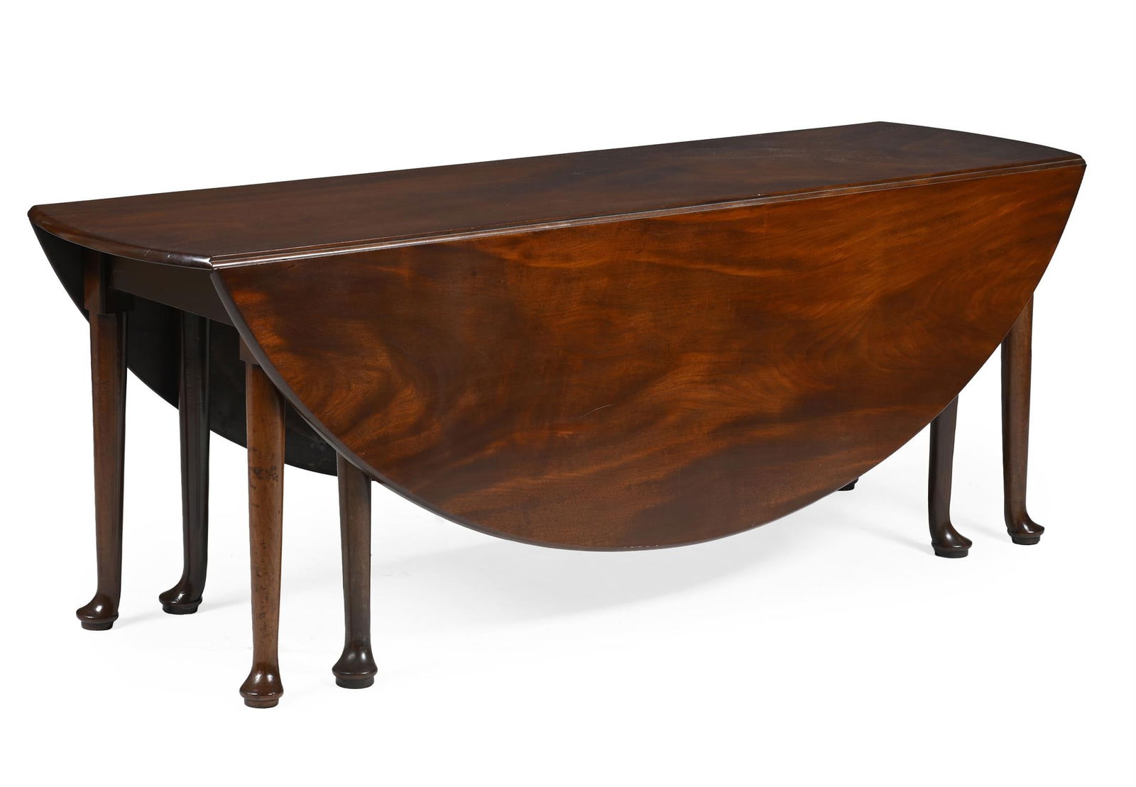 A GEORGE II MAHOGANY DROP LEAF DINING OR WAKE TABLE, CIRCA 1750 (1 of 3)