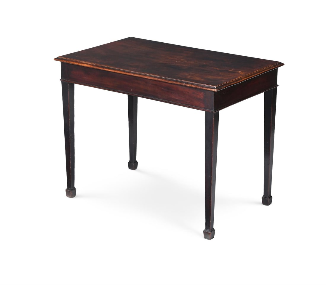 A GEORGE III MAHOGANY CENTRE TABLE, CIRCA 1780 (1 of 2)